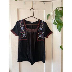 Old Navy Black Embroidered Peasant Top – Size M